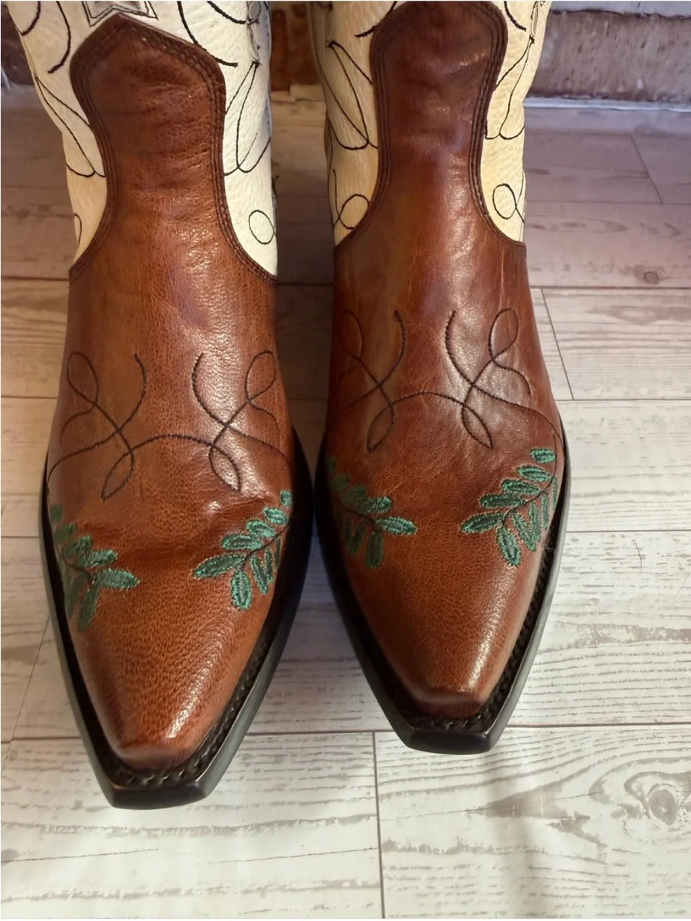 Old Gringo Embroidered Floral Tall Western Boots - Cream & Brown